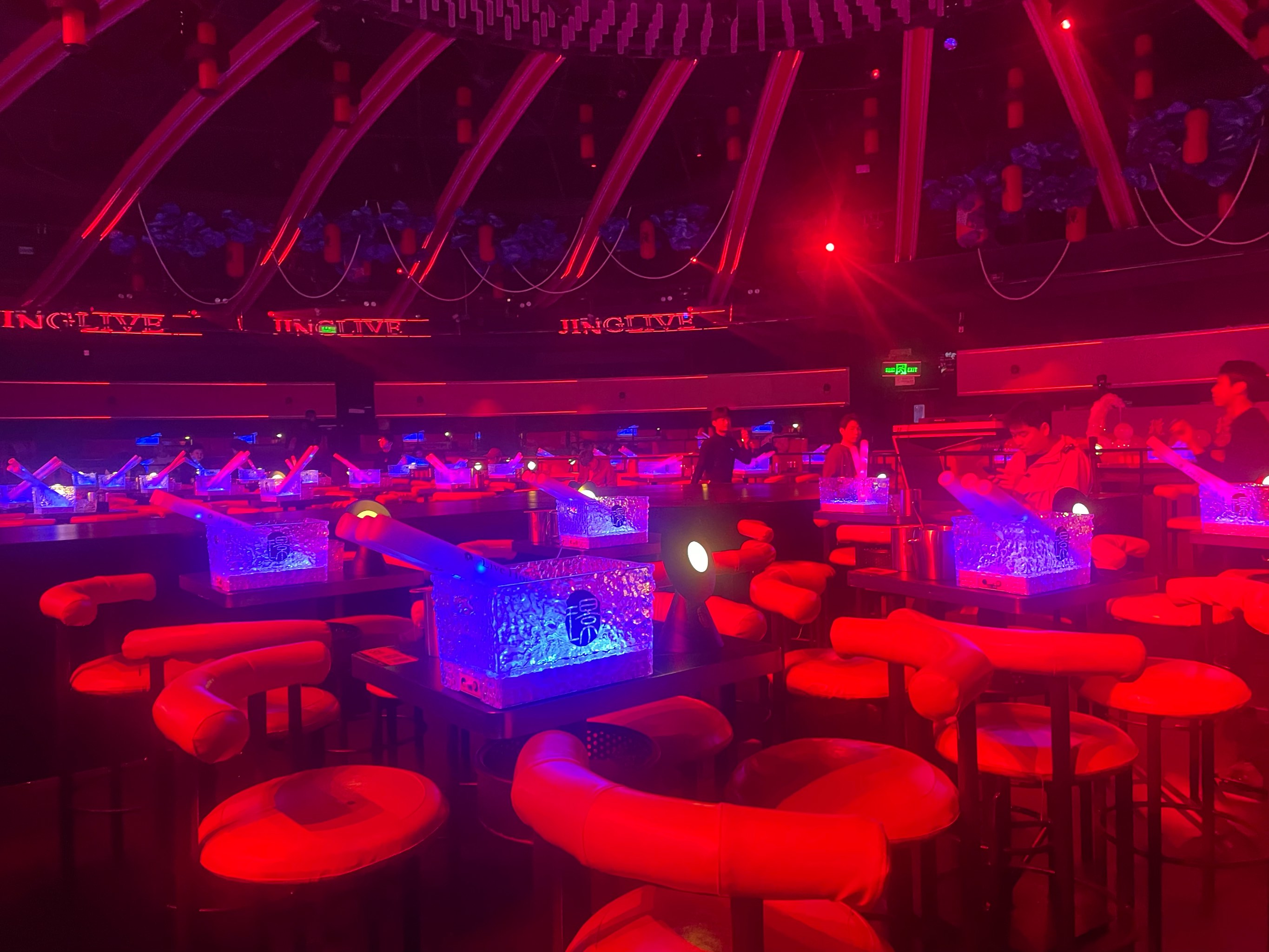 廊坊商务ktv：中低端区别-大城县ktv预定